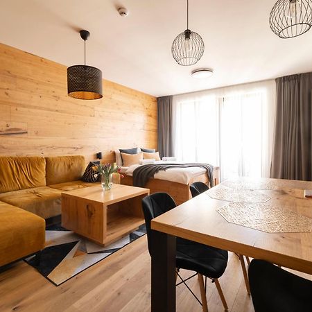 Kralovske Apartmany - Špindlerŭv Mlýn Luaran gambar